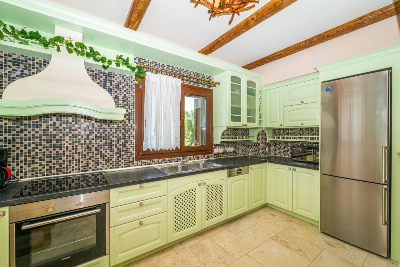 Fairytale Villa Apolpaina ภายนอก รูปภาพ
